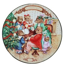 1989 Avon Together For Christmas 22K Gold Trim Xmas Plate Collectible - $28.79