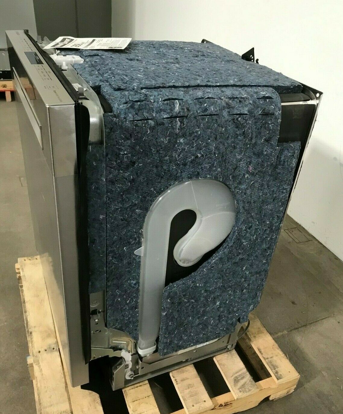 Bosch SHPM78Z55N 800 Series Fully Integrated Dishwasher w CrystalDry