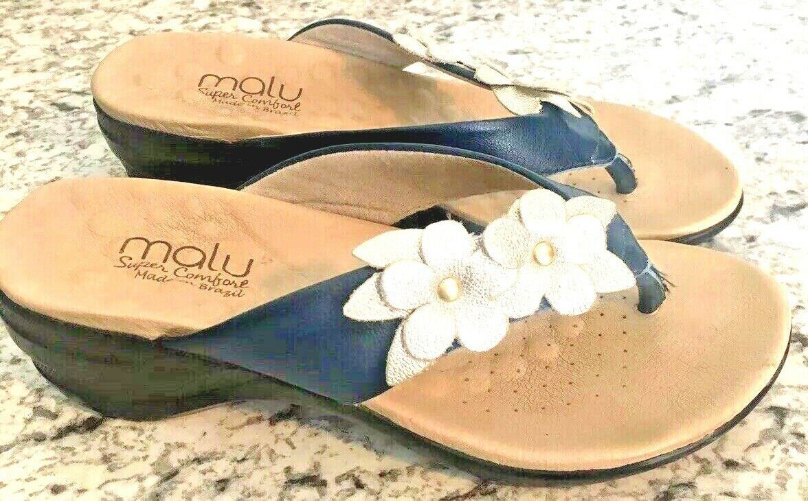 MALU Women's Silver Leather Super Comfort Thong Sandal Blue Flowers - US Size 8 - Sandals & Flip 