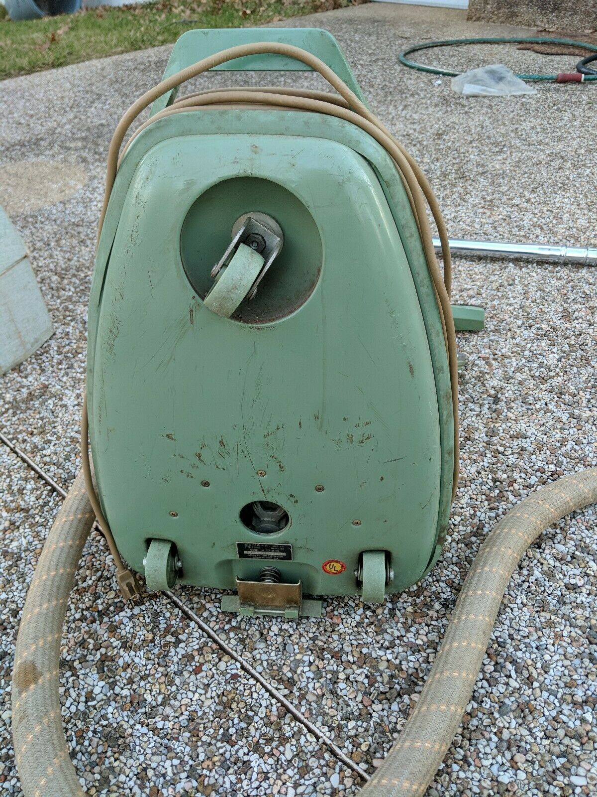 Eureka Model 1010 VibraBeat Canister Vacuum Cleaner 1950s 50s