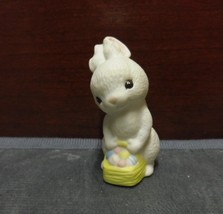 ADORABLE VINTAGE WHITE EASTER BUNNY WITH A YELLOW BASKET OF EGGS 1982 HA... - $4.99