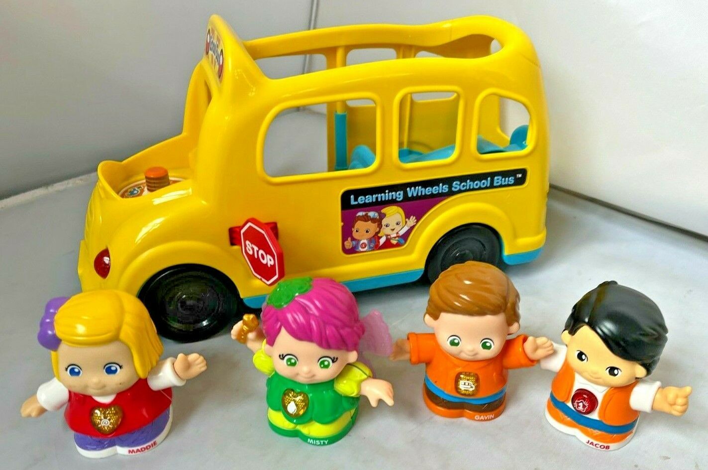 VTech Go! Go! Smart Friends Learning Wheels School Bus Gavin Maddie