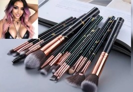 Make up brushes set - $5.94
