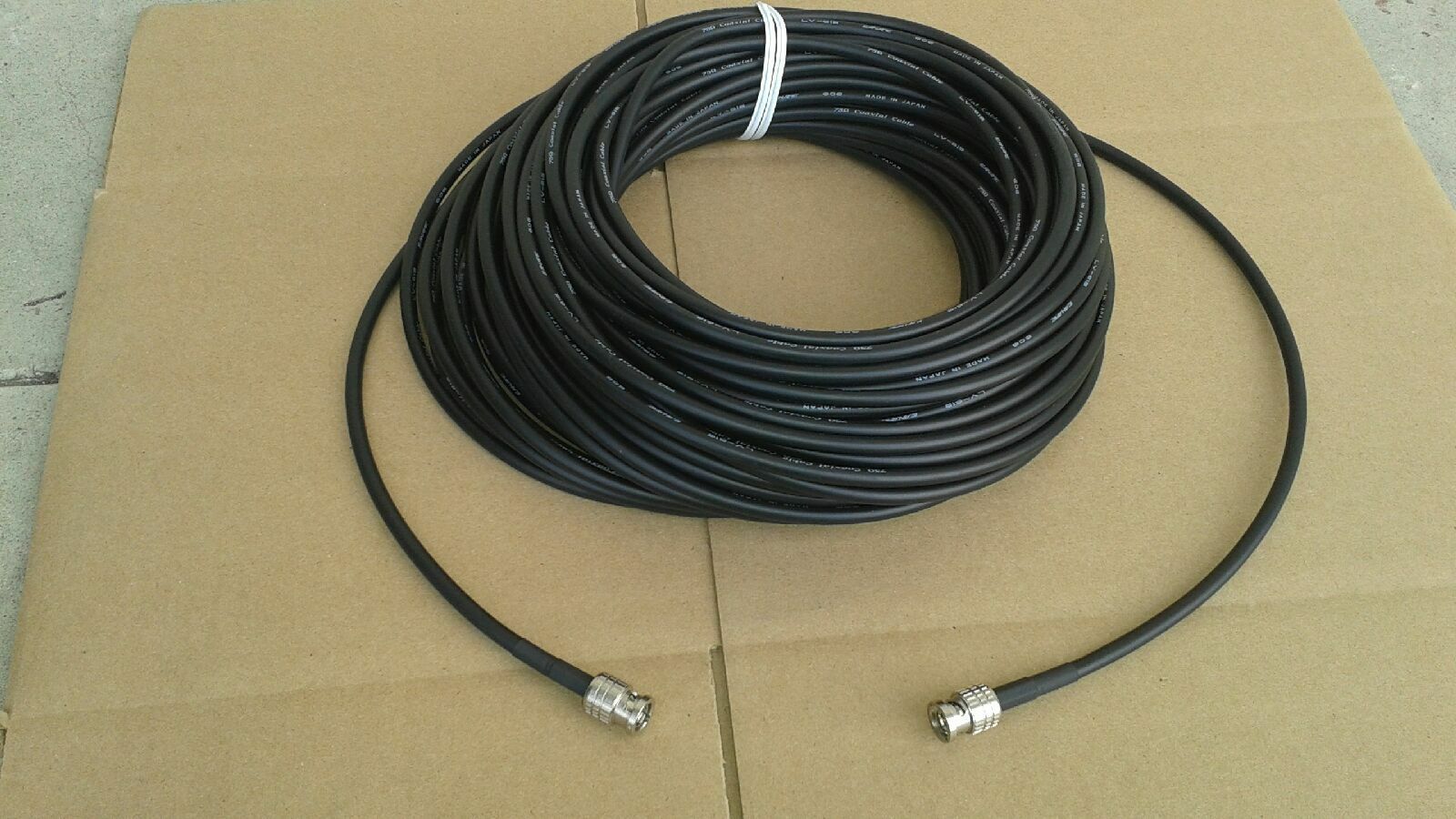 US MADE  Commscope DS3/735A  coax cable  BNC male   to  MINI  WECO  440   25 FT 