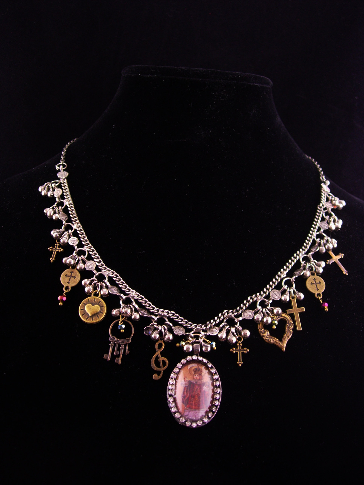 Religious charm Necklace / Infant of Prague / sacred heart / cross charms / rhin Vintage Religious charm Necklace / Infant of Prague / sacred heart / cross charms / rhin Vintage