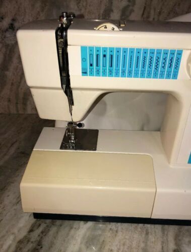 White 1510 Deluxe Sewing Machine Precision Built Zigzag TESTED RARE