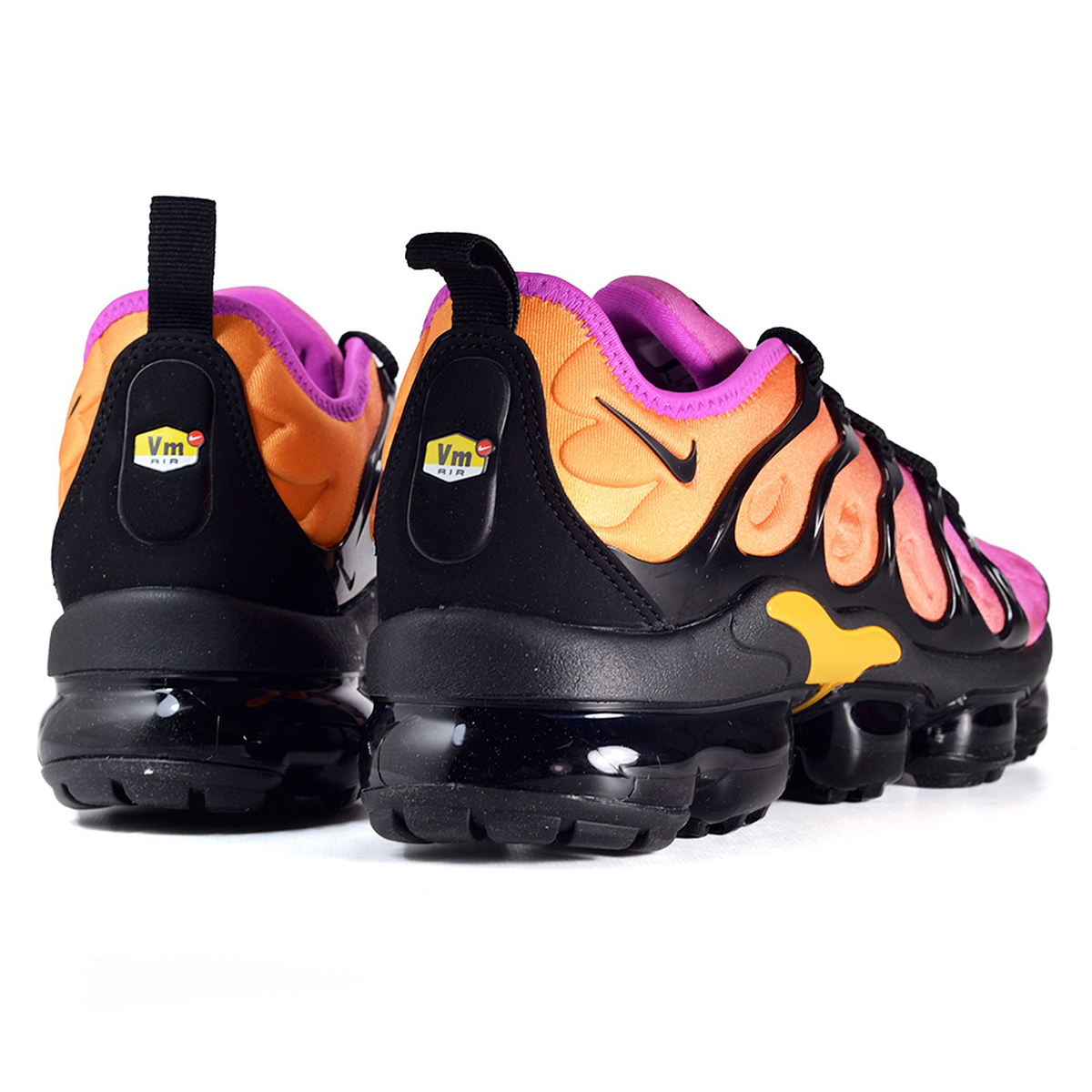 nike air vapormax plus sherbet