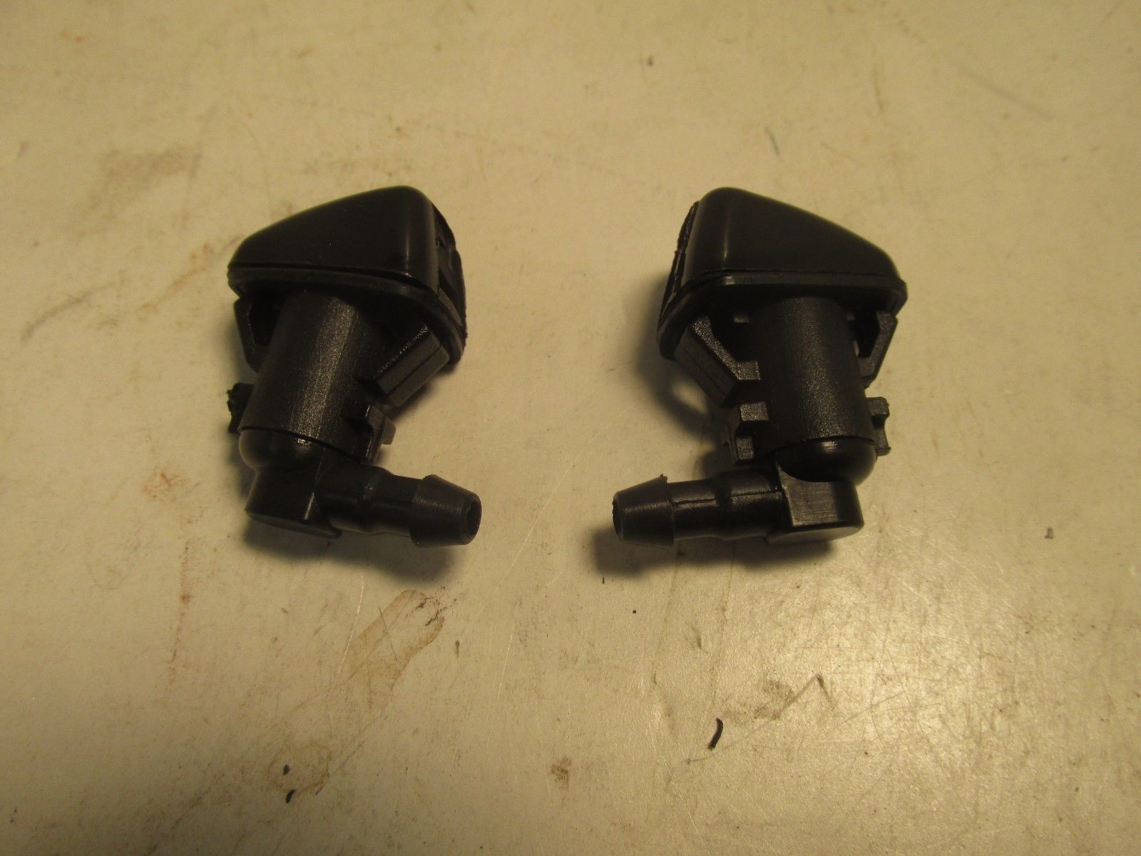 Lincoln MKX Windshield Washer Nozzle Set 7T4Z17603A 20072010