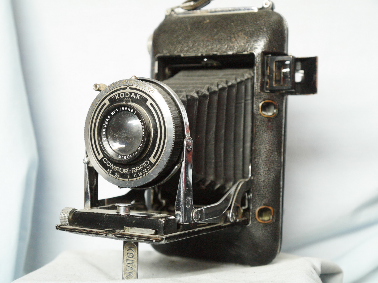 Kodak Regent Vintage Classic Rangefinder Folding Camera c/w Tessar Lens Nice Rangefinder Cameras