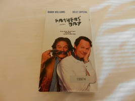 Father&#39;s Day (VHS, 1997) Robin Williams, Billy Crystal - $6.68