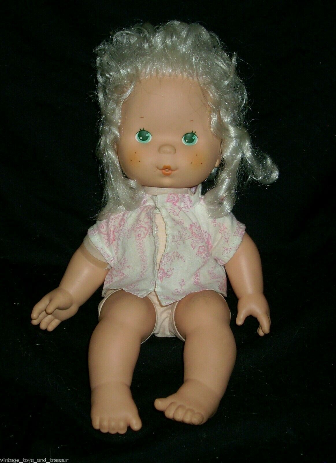 1982 strawberry shortcake doll
