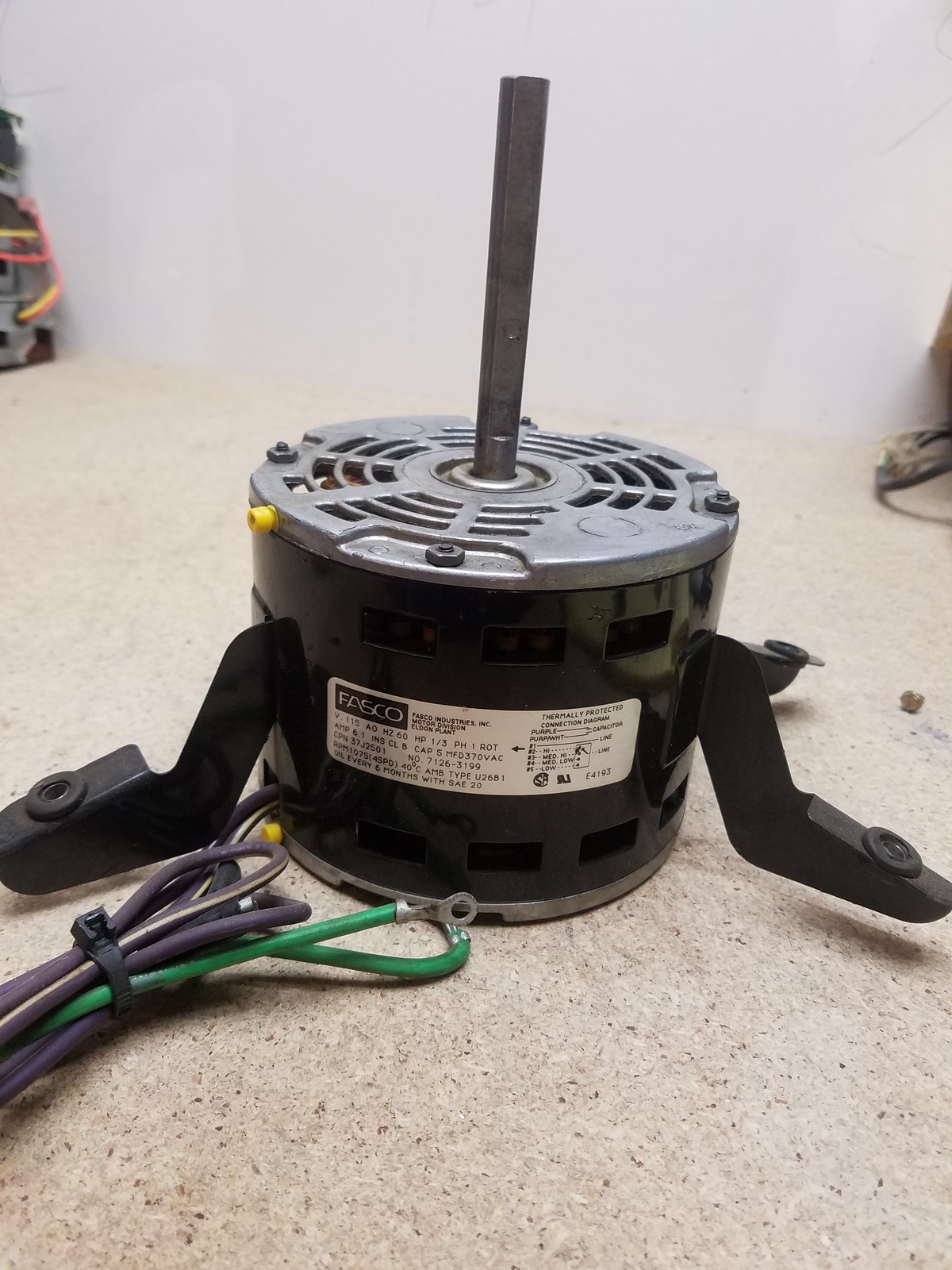 Lennox fasco oem furnace blower motor 37J2501 71263199 Home Improvement