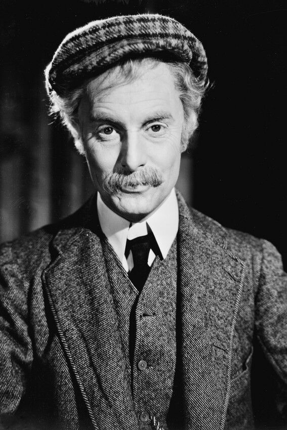 Robert Donat As Mr. Chipping 'Mr. Chips' In Goodbye Mr. Chips 11x17 ...