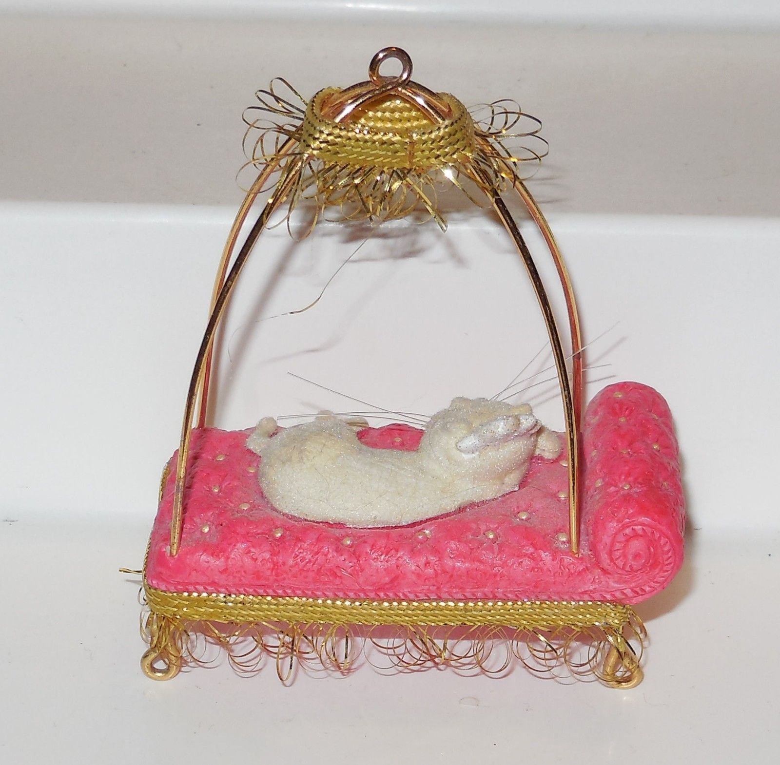 2007 Pampered Cat Hallmark Ornament 2007 Pampered Cat Hallmark Ornament