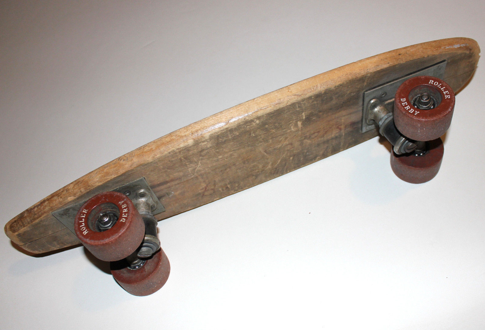 Vintage Antique Wooden Wood Skate Board Roller Derby PreOwned Unknown