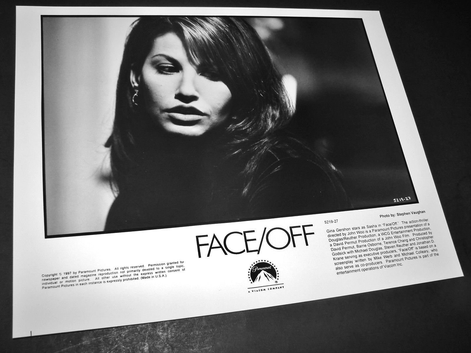 1997 FACE/OFF John Woo Movie Press Photo Gina Gershon 521927 Black