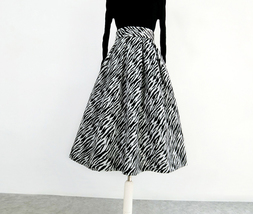 Women Black Zebra Pattern Pleated Midi Skirt Winter Wool Pleat Midi Party Skirt image 5