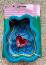 Wilton Comfort Grip Teddy Bear Cookie Cutter Large 5” & Small Heart 2 for 1 New - $9.90