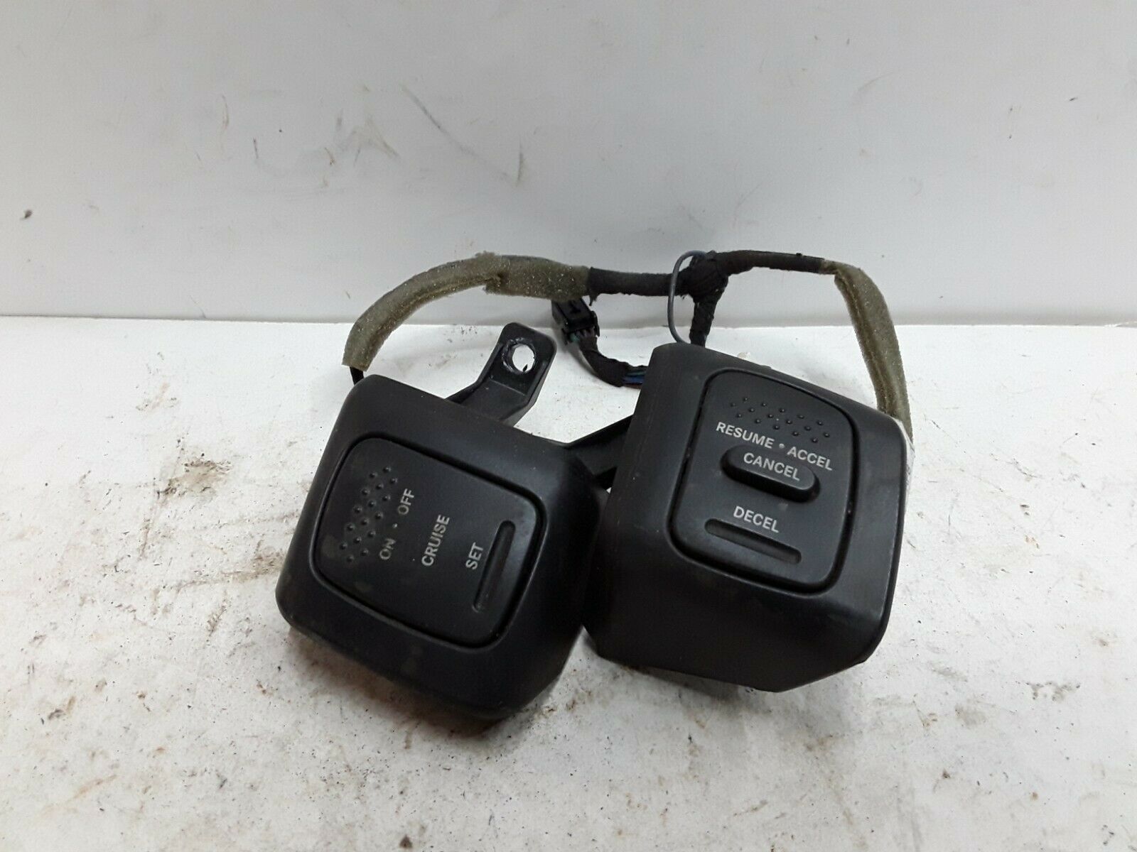 05 06 07 08 09 10 11 Dodge Ram steering wheel cruise control switch OEM Switches / Controls