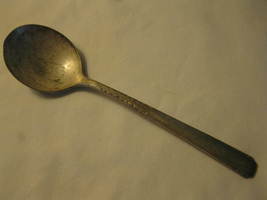 WM Rogers Brookwood Banbury Pattern 7" Silver Plated Soup Spoon - $3.00
