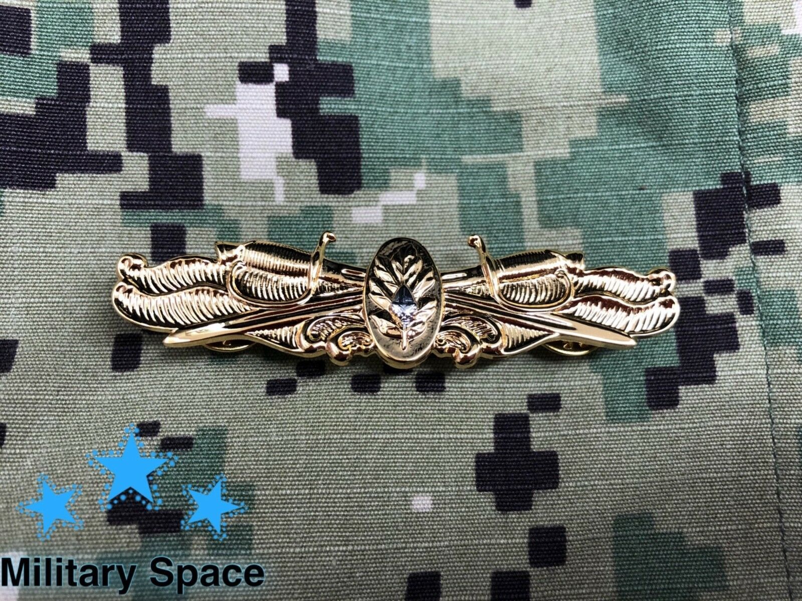 ORIGINAL US NAVY Gold SURFACE WARFARE MEDICAL CORPS insignia Pin Badge ...