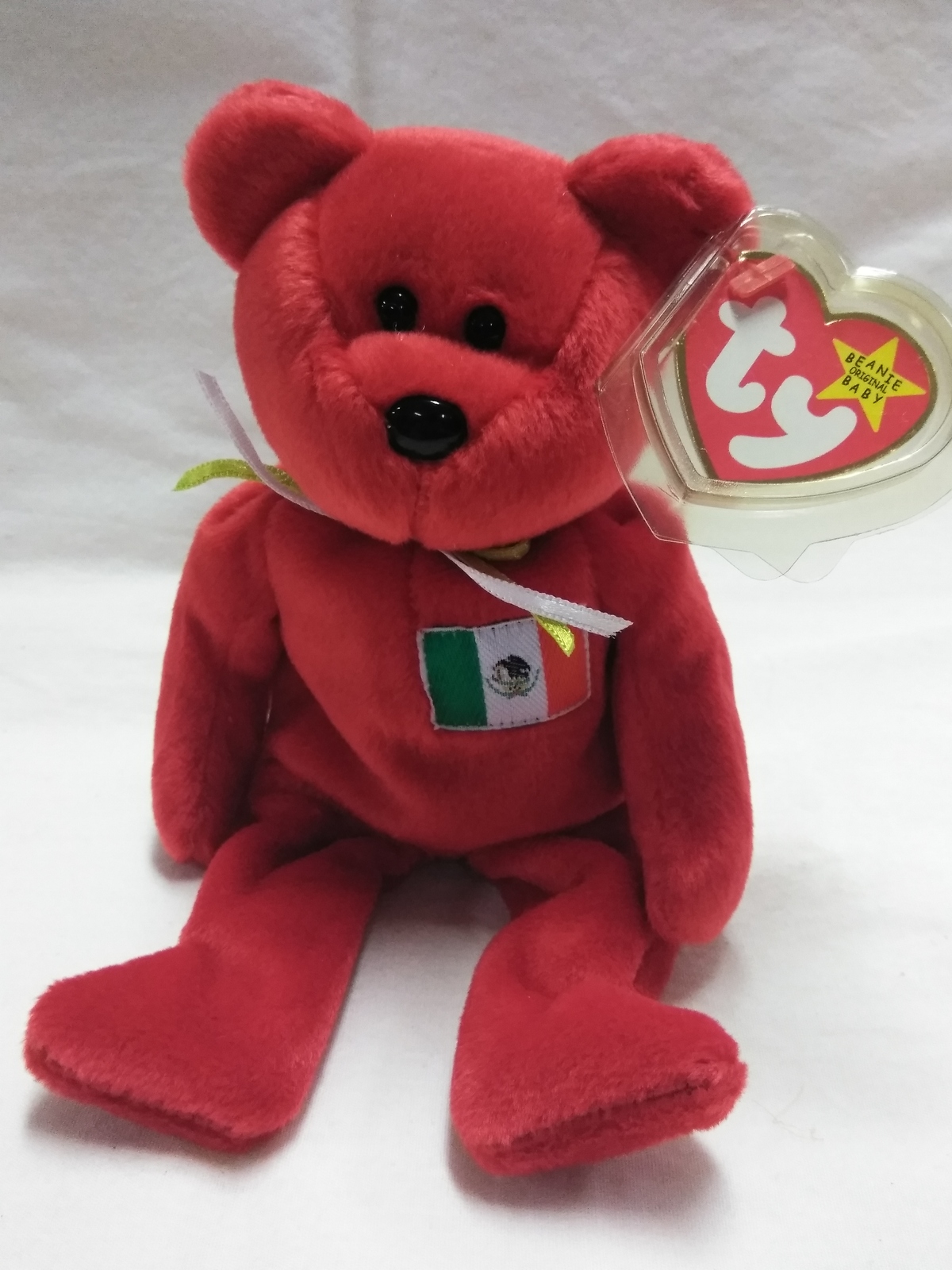 TY HUMPHREY the 8" BEAR ATTIC TREASURES MINT with MINT TAG 