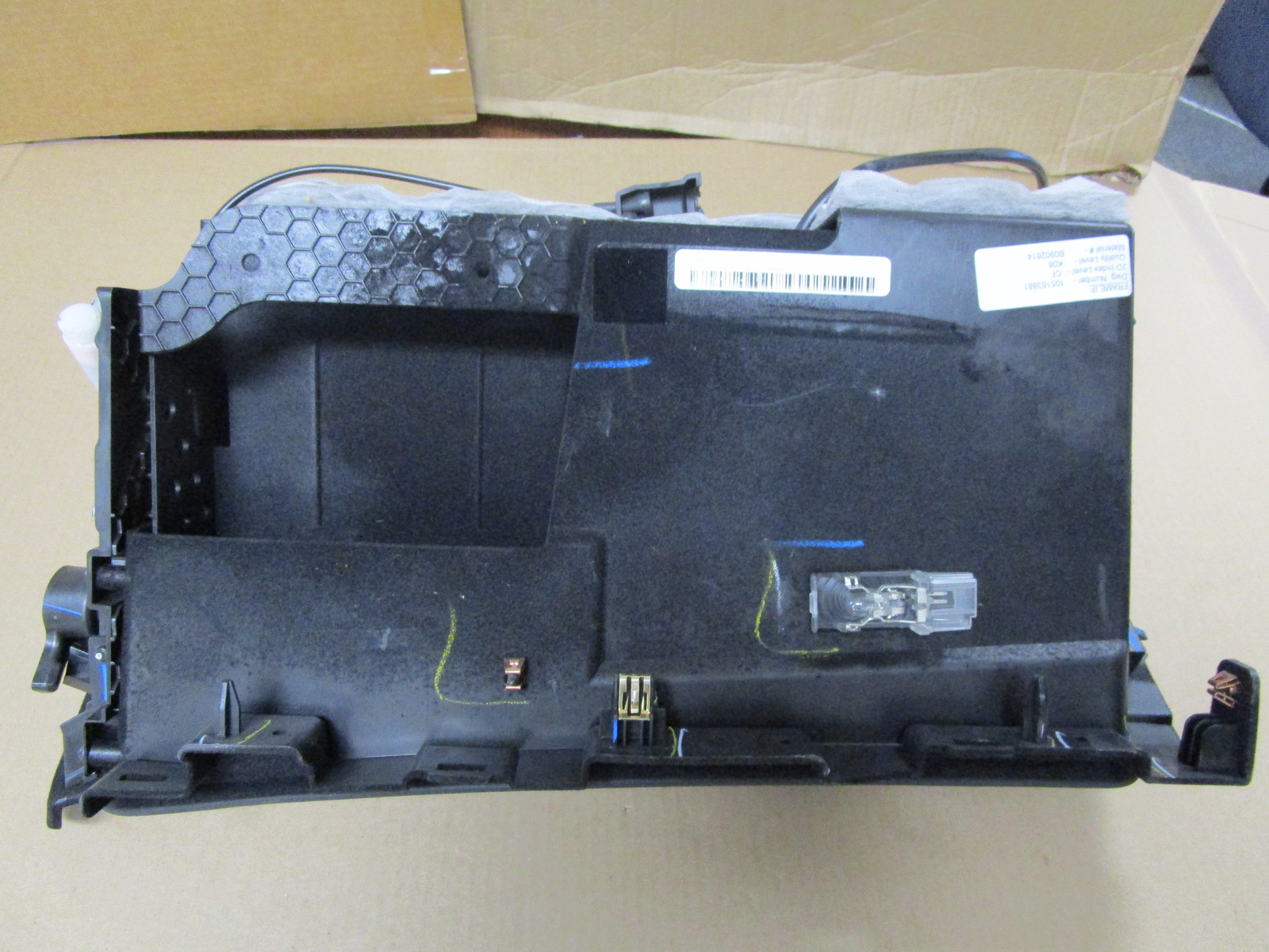 OEM GM 20132016 Cadillac XTS Glove Box Compartment Black w CD Player