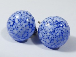 Retro white &  blue speckled art glass dome style silver tone clip on earrings - $11.88
