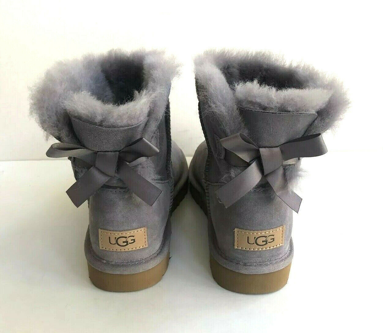 ugg 38 mini