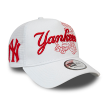 NEW ERA Mens Cap New York Yankees Tech Fabric Script Trucker Solid White - $30.07