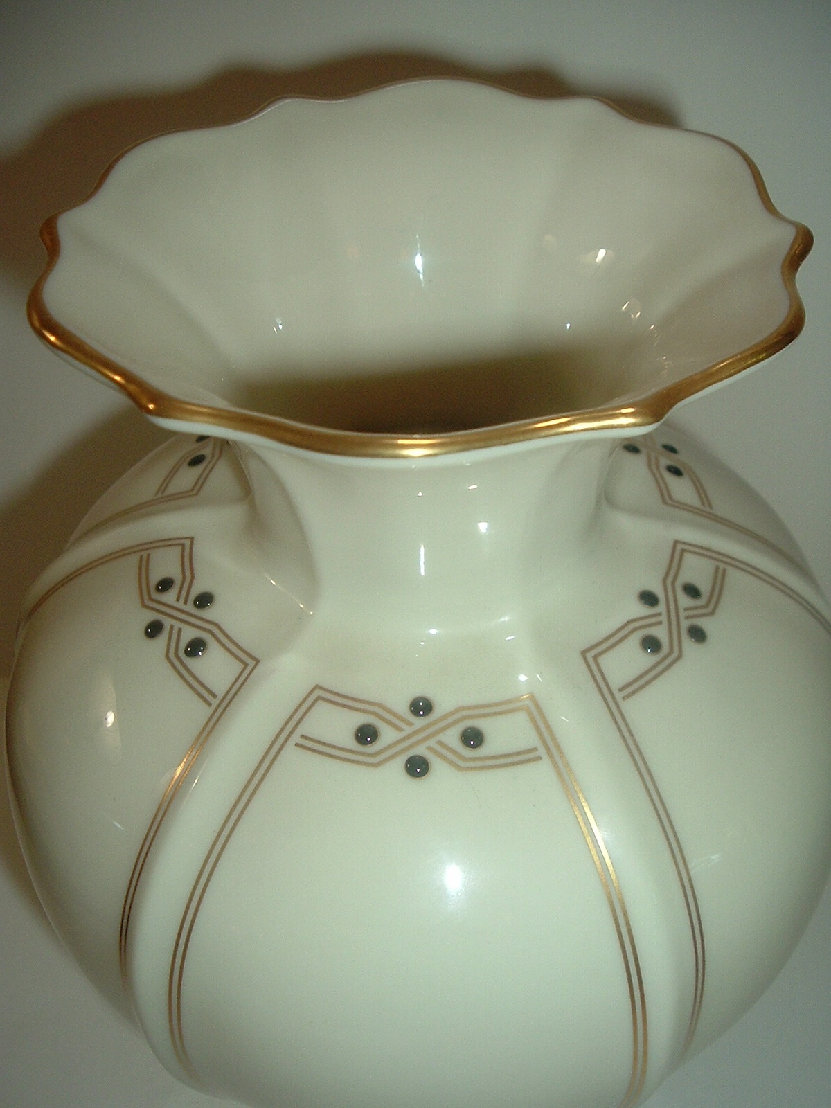 Lenox Vanguard Collection Large Vase - Lenox