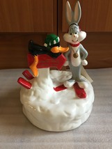 Looney Tunes Bugs Bunny &amp; Daffy Duck North Pole Finish Line Figurine Mus... - $28.99