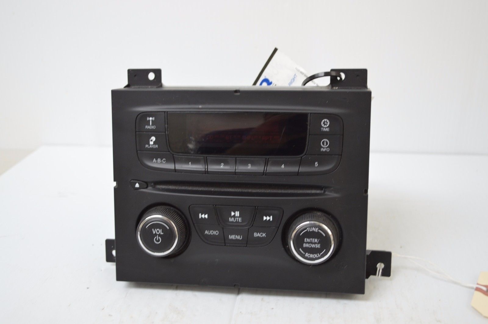 20132015 Dodge Dart AM FM Radio Cd MP3 Player 04692355AF TESTED P54