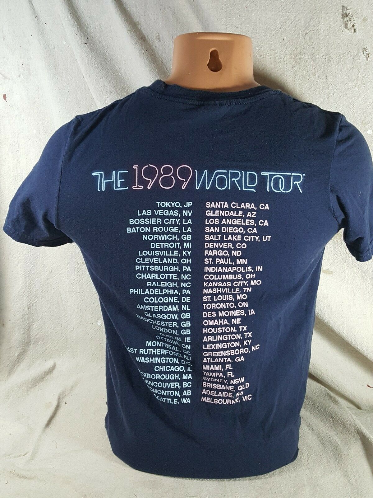 Taylor Swift 1989 World Concert Tour T Shirt Blue Small TShirts