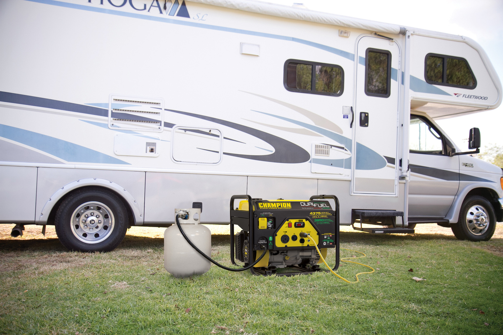 100307 Champion 3500Watt Dual Fuel RV Ready Portable Generator w/224cc Engine Generators