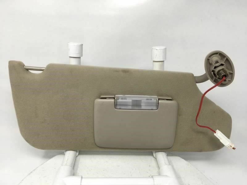 20042007 Jeep Liberty Passenger Right Sun Visor Sunvisor 16316 Sun Visors