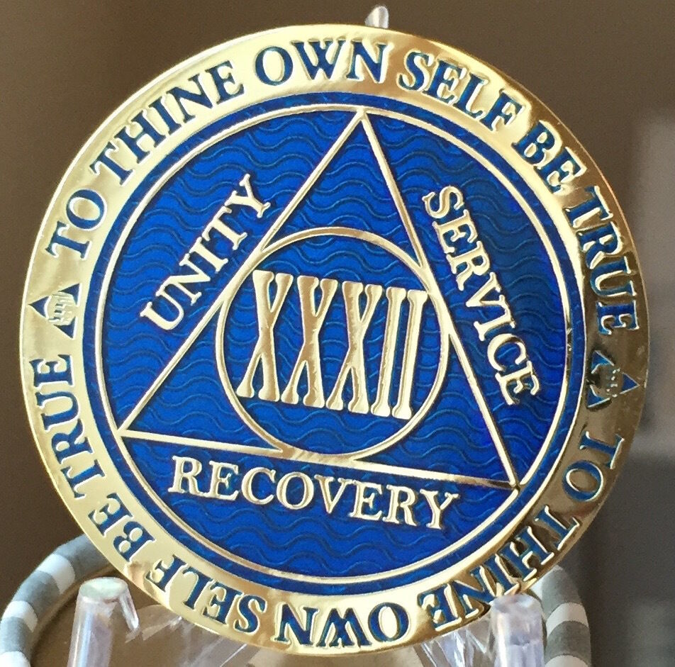 32 Year AA Medallion Blue Gold Plated Alcoholics Anonymous Sobriety Chip Coin