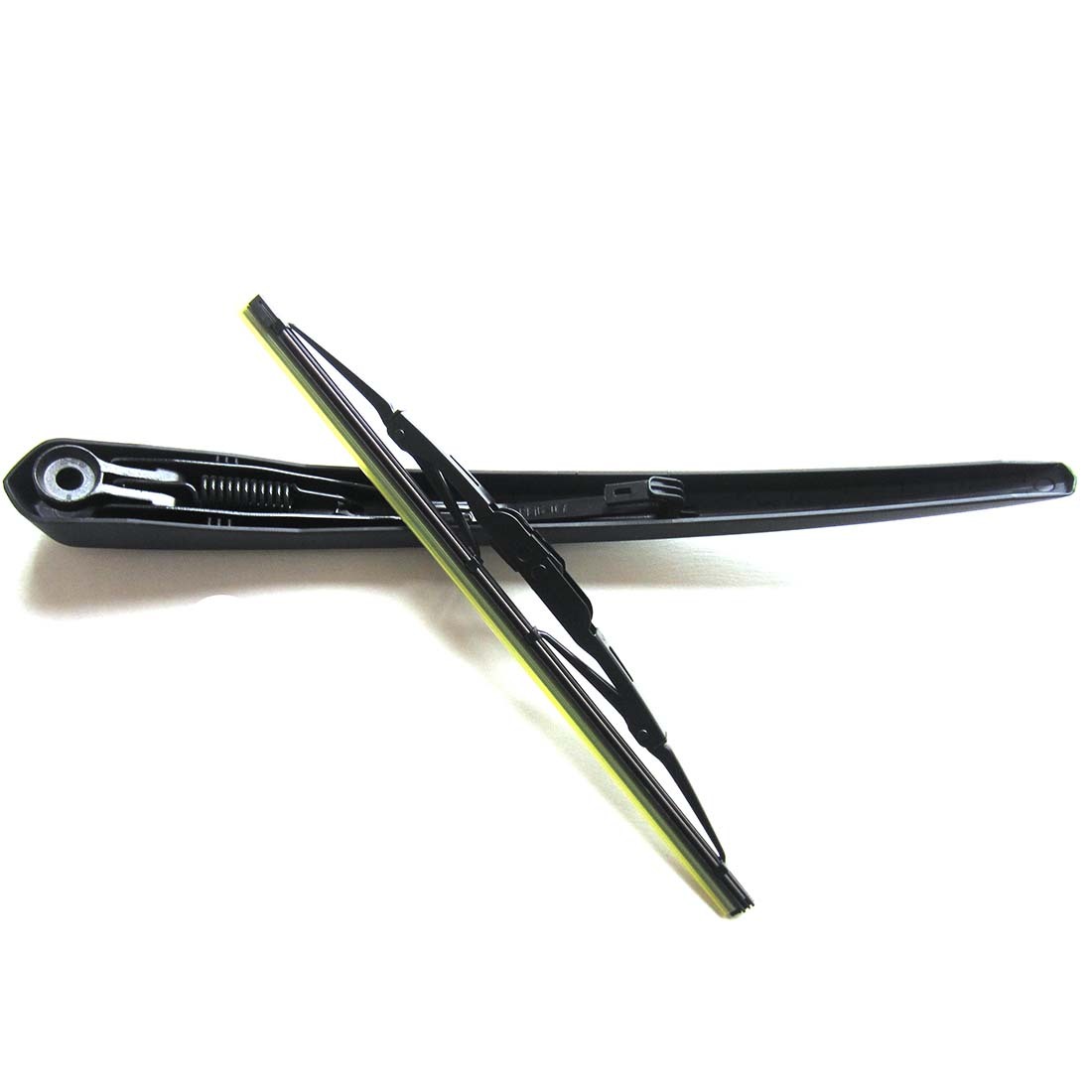 2013 equinox wiper blade replacement