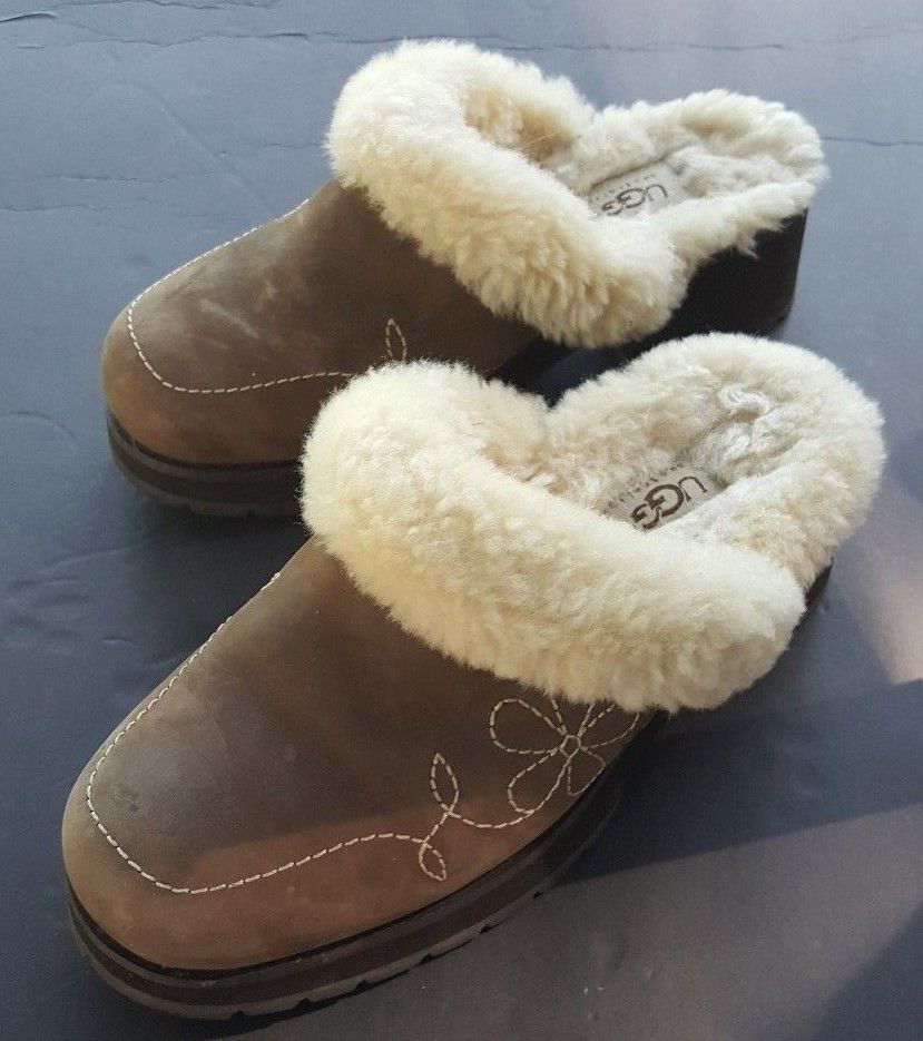 Primary image for Womens UGG Australia 5464 Clogs Blossom Mules Brown Size 6