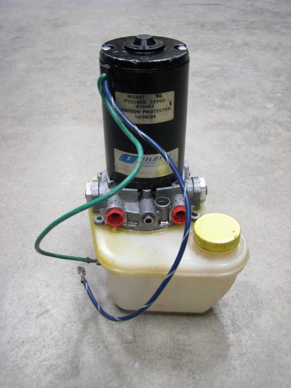 Oildyne 108AE19CRSPIVN SelfContained Hydraulic Pump 12v DC