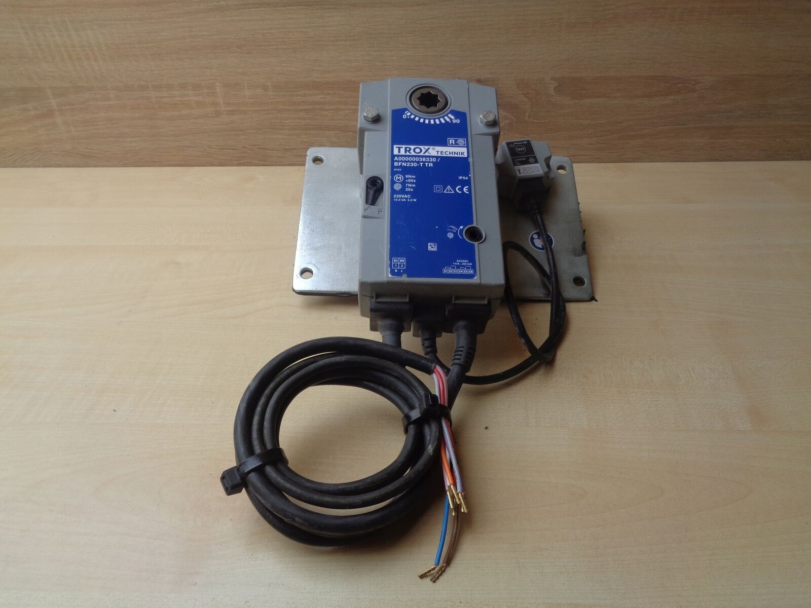 THROTTLE ACTUATOR TROX TECHNIK BFN230T TR / YM 0874 Rotary Actuators