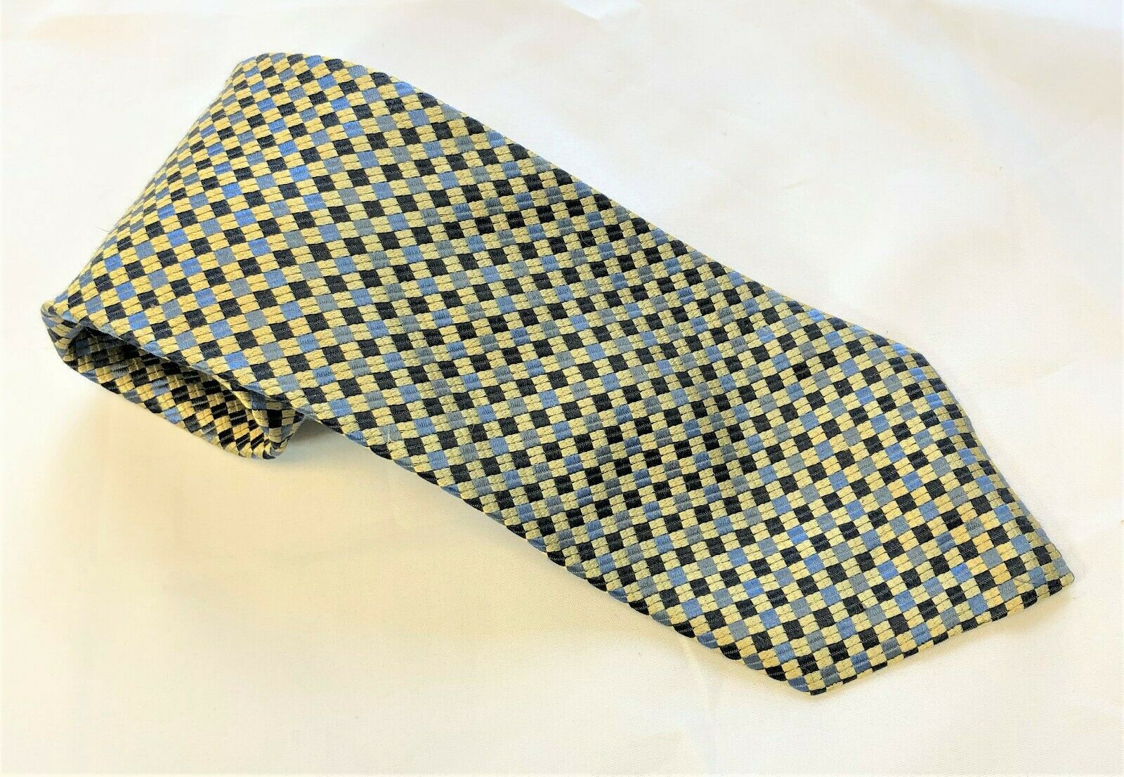 Giorgio Brutini Designer Neck Tie 100% Silk Handmade 60-1/2