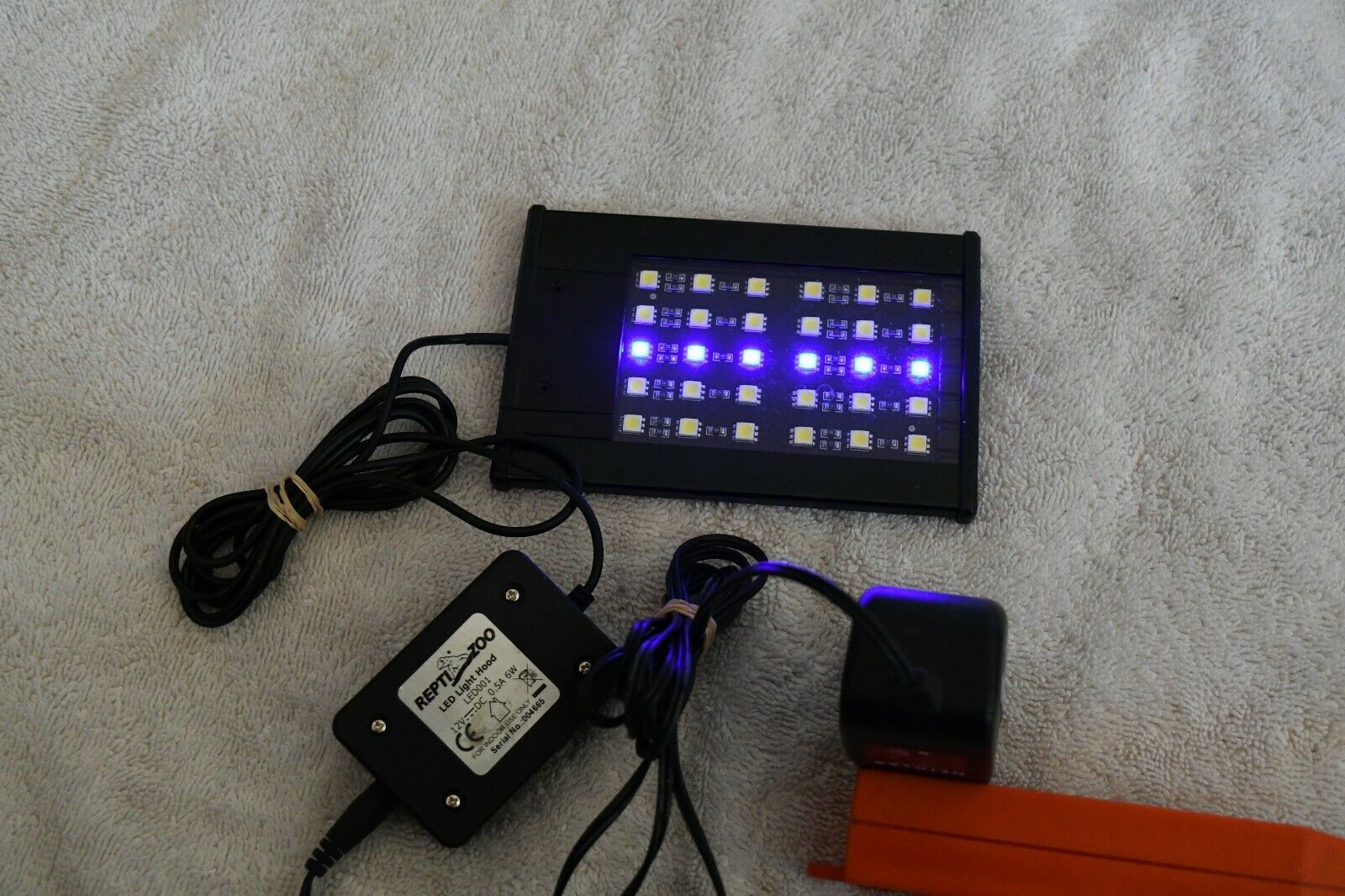 Repti Zoo LED Light Day Or Night light hood w plug only model LED001 2d