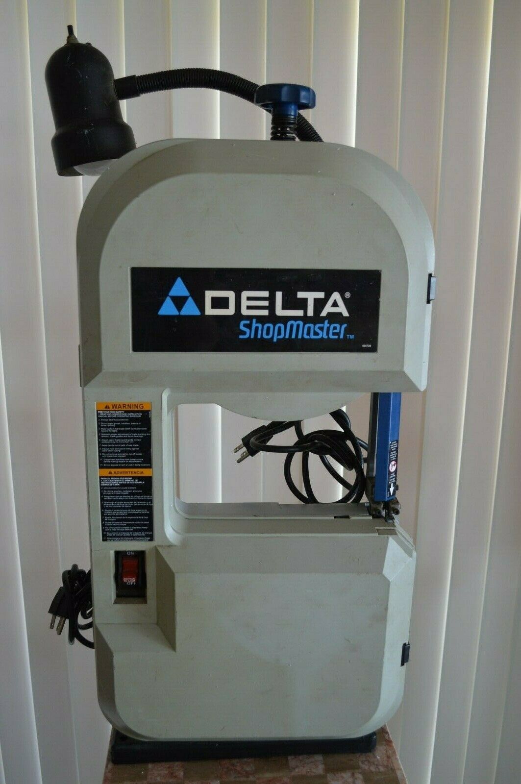 Delta ShopMaster BS100 Band Saw Saw