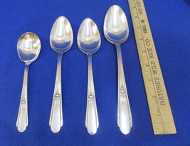 Serving & Sugar Spoons International WM Rogers Hiawatha Pattern Set 4 Vintage - $15.98