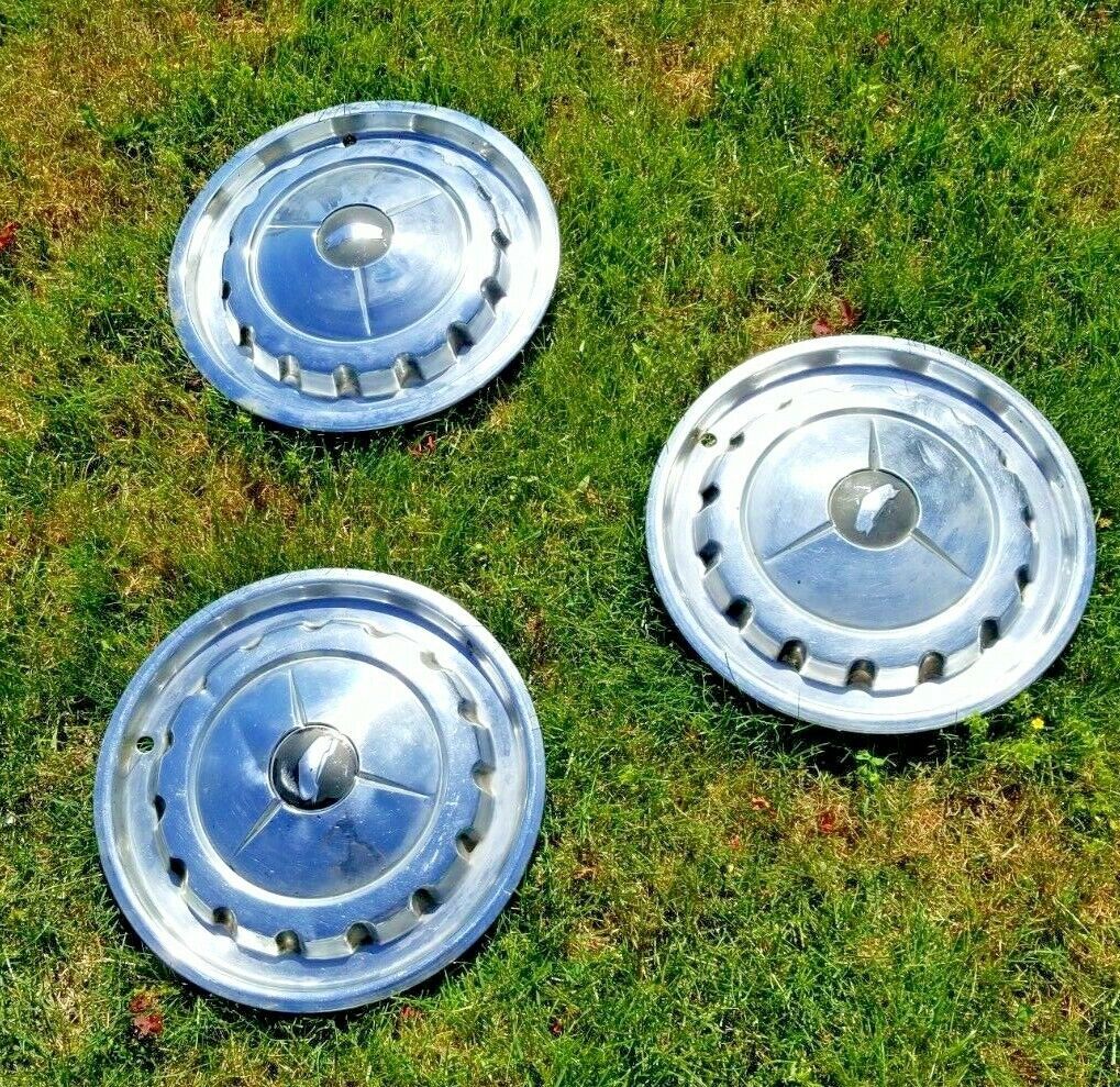 Set Of 3 Vintage 1957 Chevy Bel Air Hub Caps Car & Truck Parts