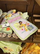 Disney Parks Princess Tiana Oven Mitt and Potholder Set NEW image 4