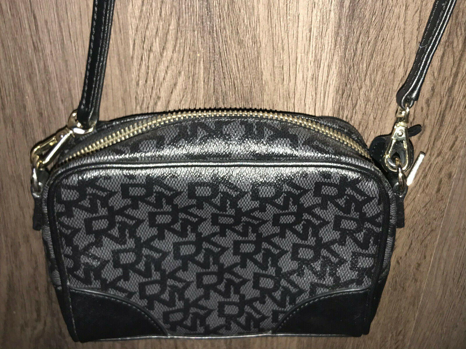 DKNY Black and Gray Crossbody Bag 6.5 X 5 Purse Model 3480 Women's Bags & Handbags