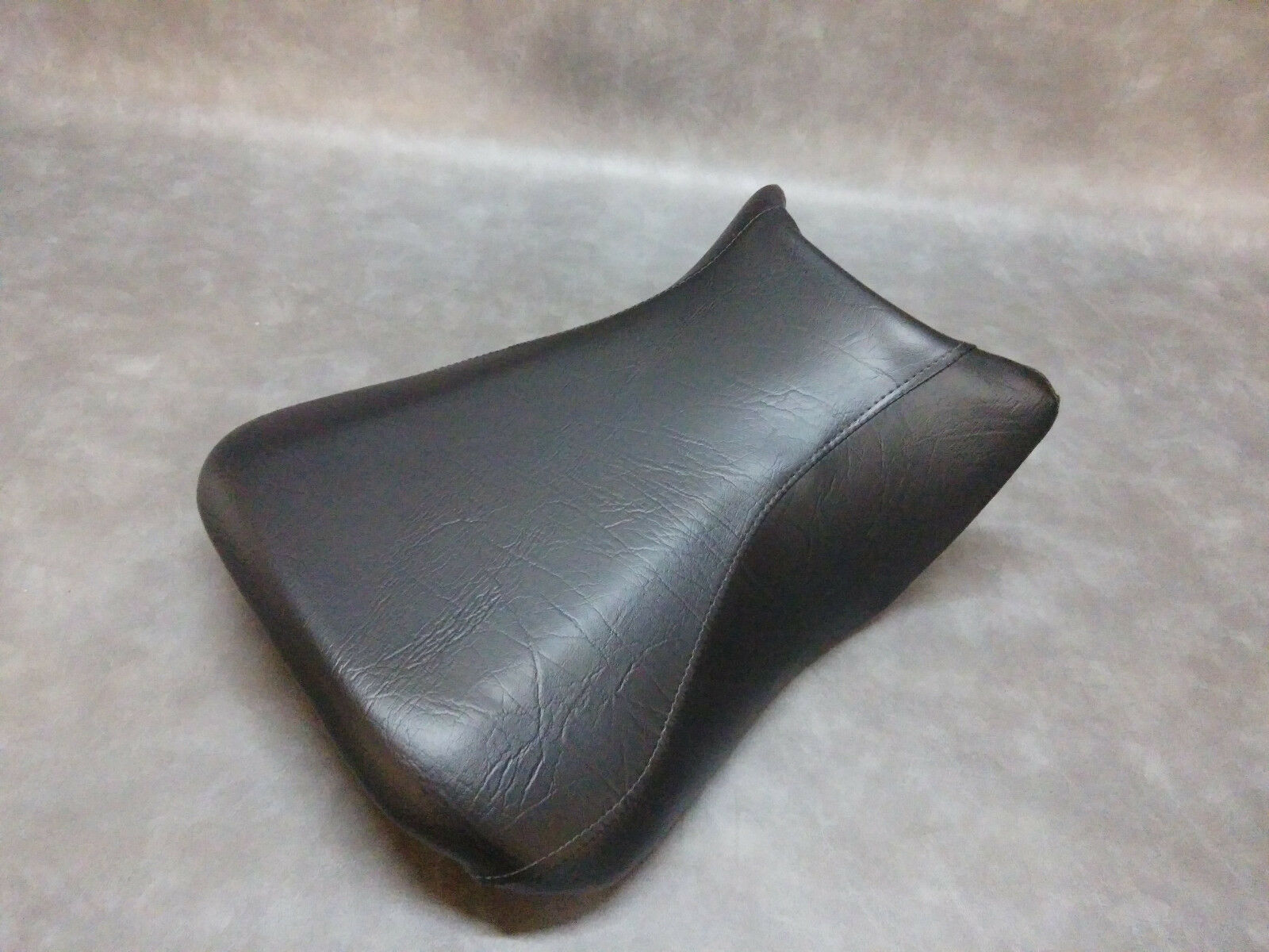 Suzuki SV Seat Cover Set SV650S 1999 2000 2001 2002 in BLACK GRIPPER