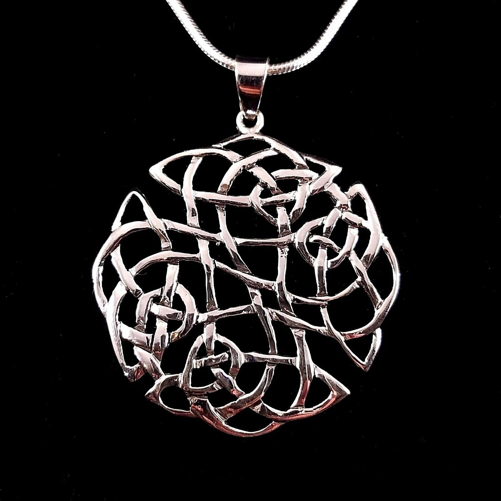 Solid 925 Sterling Silver Celtic Quaternary Knot Sun Pendant Amulet Belenus